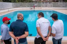 Los deportistas de alto rendimiento continúan entrenamientos en la renovada piscina de rugby