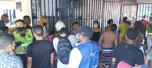 Cierran polideportivo del sur de Cali con más de 400 personas aglomeradas