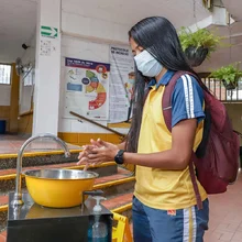 Aumenta en Cali el número de planteles educativos en alternancia