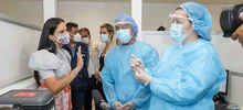 Alcalde de Cali acompañó vacunación contra la covid-19 en Imbanaco