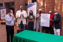 Artistas firman pacto por la reconciliación y la resiliencia cultural