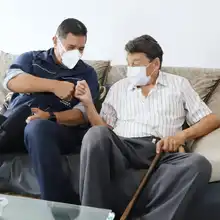 En Cali inició la vacunación por la vida para adultos mayores de 80 años