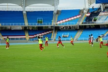América femenino hizo su última práctica en el Pascual Guerrero, antes de viajar a la Copa Libertadores
