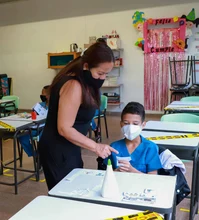 Cali inició modelo de alternancia en el sistema educativo oficial