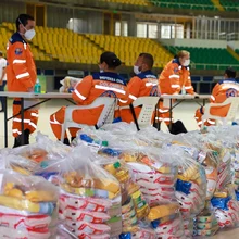 La Administración del ‘Puro Corazón’ entrega mercados a 700 artistas