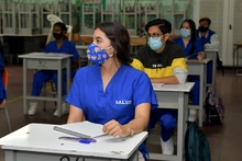 La comunidad educativa del INEM Jorge Isaacs celebró el feliz regreso a clases en alternancia