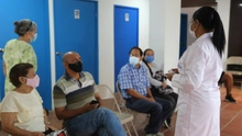ESE Ladera inicia segunda fase de vacunación covid desde el megacentro La 14 de Pasoancho