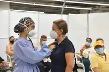 Salud Pública dio inicio a la vacunación contra la covid-19 en los megacentros dispuestos en la ciudad