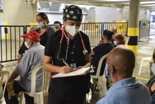 Salud Pública dio inicio a la vacunación contra la covid-19 en los megacentros dispuestos en la ciudad