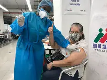 Exitosa jornada de vacunación en megacentros