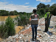 Dagma y Policía ambiental trabajan unidos en la protección del jarillón del río Cauca 