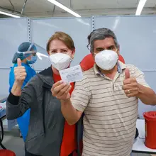 Beneficiados aplauden la instalación de megacentros de vacunación masiva
