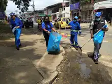 En Brisas de los Álamos y Calima, comunidad se apropia de parques y zonas públicas