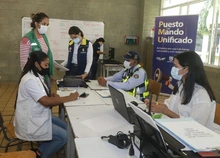 Puesto de Mando Unificado y atención las 24 horas para 78 familias en albergue de Siloé