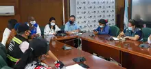 Alcaldía de Cali y carretilleros acuerdan ruta para acabar con el trabajo animal 