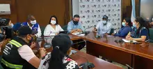Alcaldía de Cali y carretilleros acuerdan ruta para acabar con el trabajo animal 