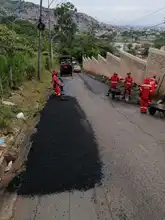 Mantenimiento vial y remoción de deslizamientos en la capital vallecaucana