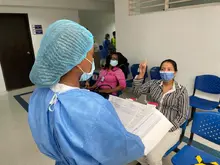 Profesionales de la salud invitan a los caleños a vacunarse contra la covid-19