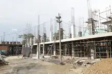 Construcción de instituciones educativas impulsa la economía en tiempos de crisis