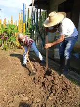 Dagma realiza Taller de Agricultura Orgánica en la comuna 3