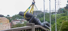 Bajada temporalmente de su pedestal la estatua de Sebastián de Belalcázar