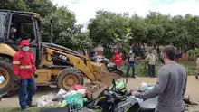 Administracion Distrital continua la recoleccion de escombros y residuos solidos en Cali