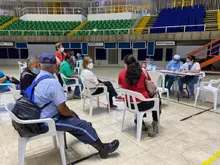 Caleños y caleñas se suman al compromiso de vida vacunándose contra la covid-19