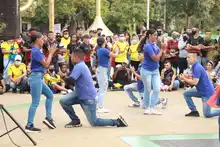 La bandera colombiana, entre arte y paz
