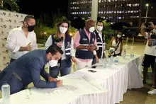 Firmado el pacto para reactivar establecimientos nocturnos y gastronómicos