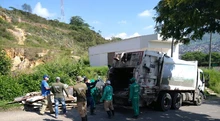 400 kilos de residuos se retiraron luego de desmantelar cambuches en el Cerro de La Bandera