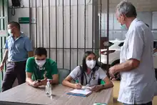 ¿Cómo se comporta la covid–19 cuando aparecen contagiados en las empresas y el sector informal?