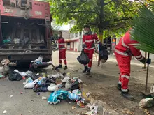 El servicio de aseo se ha restablecido en un 98%, pero la Emergencia Sanitaria continúa
