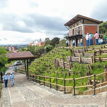 La caleñidad ahora disfruta de los renovados ecoparques de nuestros cerros tutelares