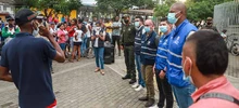 Manifestantes de primera línea acuerdan despejar vías al oriente de Cali