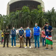 Manifestantes de primera línea acuerdan despejar vías al oriente de Cali