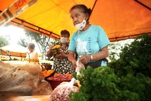 Con los mercados campesinos se rescatan la cultura rural y la economía de los caleños
