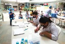 Vacunación covid-19 en centros comerciales de Cali