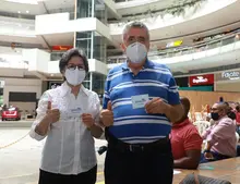 Vacunación covid-19 en centros comerciales de Cali