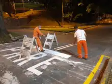 Avanzan jornadas nocturnas de demarcación vial en Cali