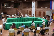 Alcaldía terminó talleres con líderes de la comunidad de la comuna 20