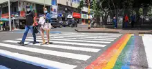 Con demarcación la secretaría de movilidad se une a la conmemoración del mes orgullo LGBTQ+.