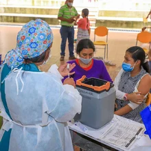 En Golondrinas: niños, adultos y animalitos disfrutaron de una jornada de salud integral