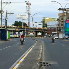 Alcaldía de Cali realizó recorrido en el sector La Luna para revisar afectaciones en el comercio