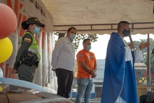 ¡Los taxistas caleños renovaron su fe en el Parque Panamericano!