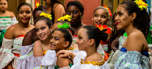 Cali se viste de carnaval con el ‘Desfile de La luz’