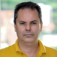 Carlos Salazar