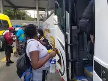 Desde la Sucursal del Cielo, más de 2 mil haitianos partieron rumbo a su hogar 
