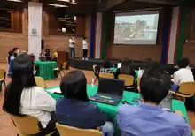 Alcalde de Cali se solidariza con población afgana y abre las puertas de la ciudad para recibirlos