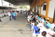 Con masiva participación, Alcaldía acercó su oferta institucional en Feria de Servicios de la comuna 21