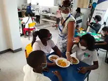 Fogón de Leña, un espacio de gastronomía típica del Pacífico para la infancia víctima del conflicto